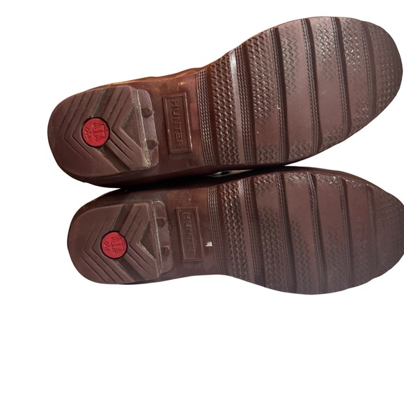 Hunter Women’s Original Tall Rain Boots — Size 7, Burgundy with Buckle - Picture 3 of 5